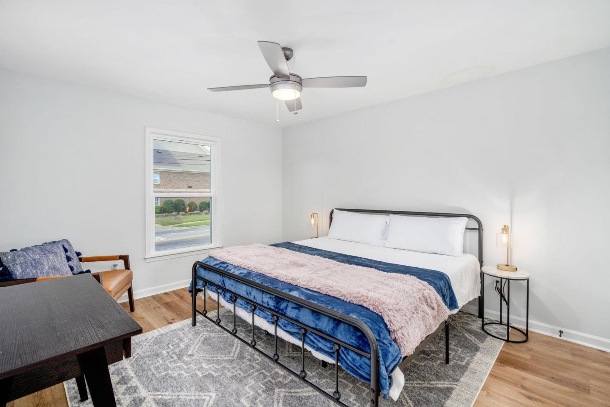 Remodeled And New - Walk To Downtown Auburn Apartment ภายนอก รูปภาพ
